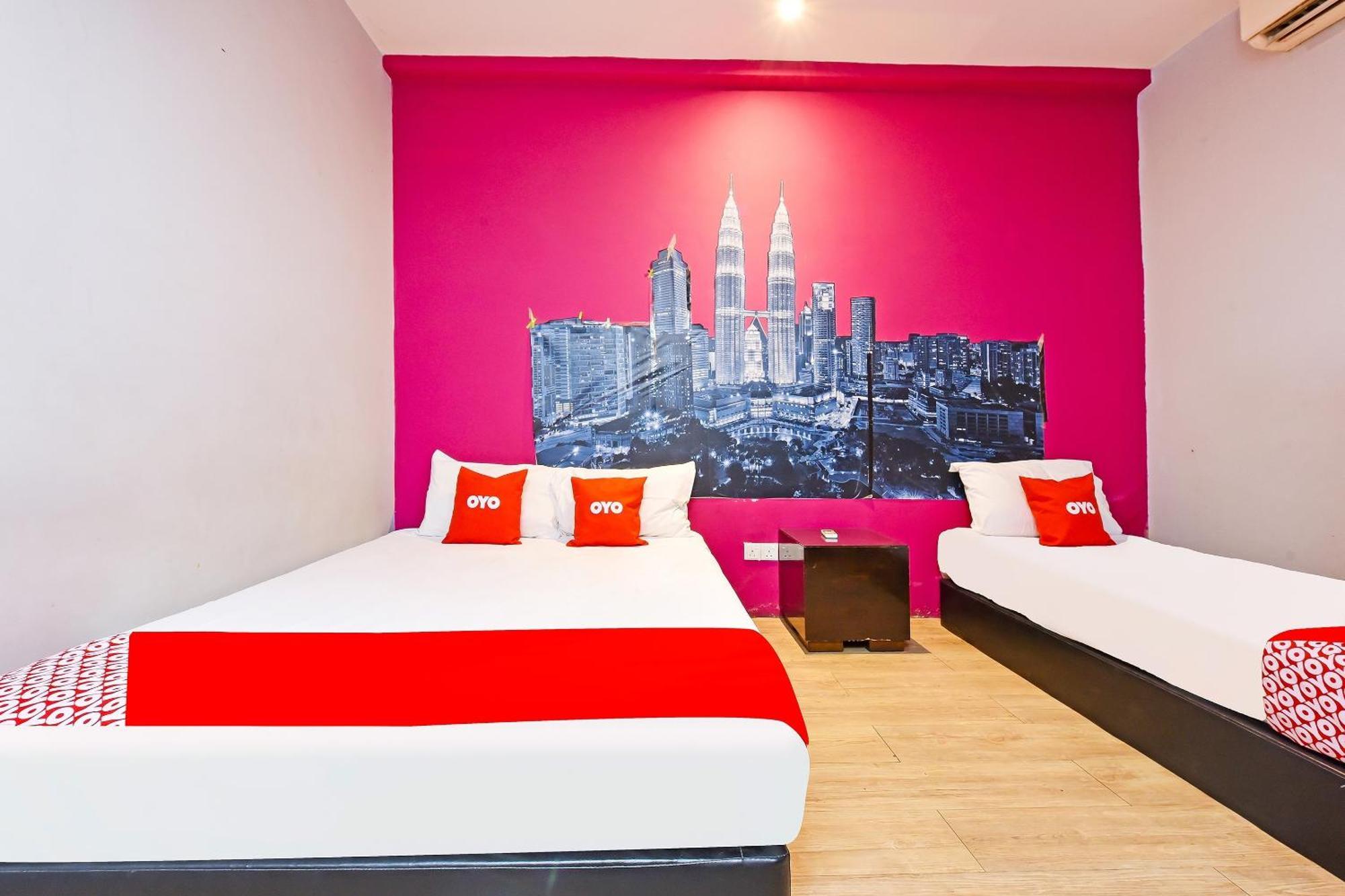 Oyo 90138 Hotel Elwarda Klcity Kuala Lumpur Exterior photo