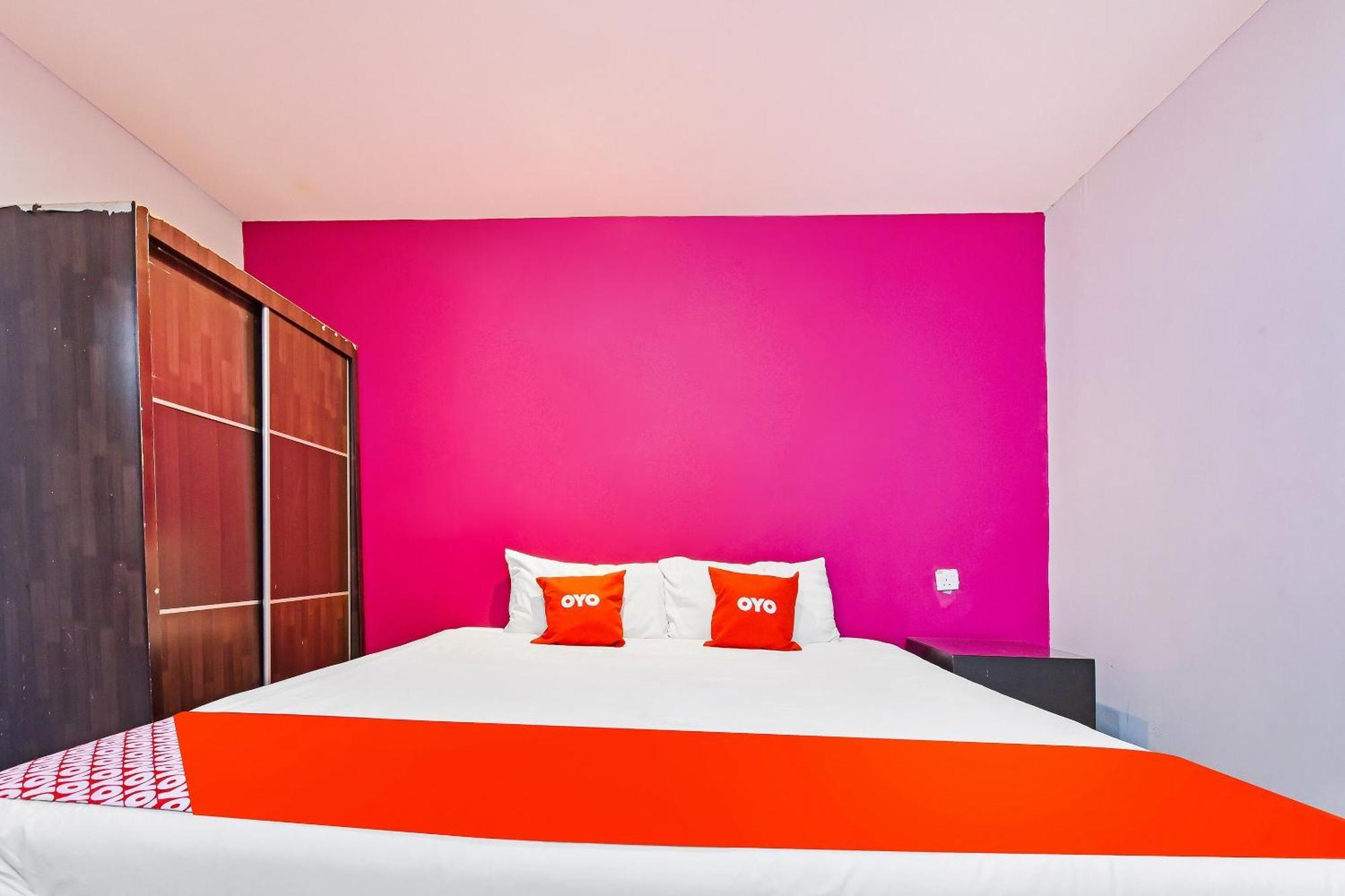 Oyo 90138 Hotel Elwarda Klcity Kuala Lumpur Exterior photo