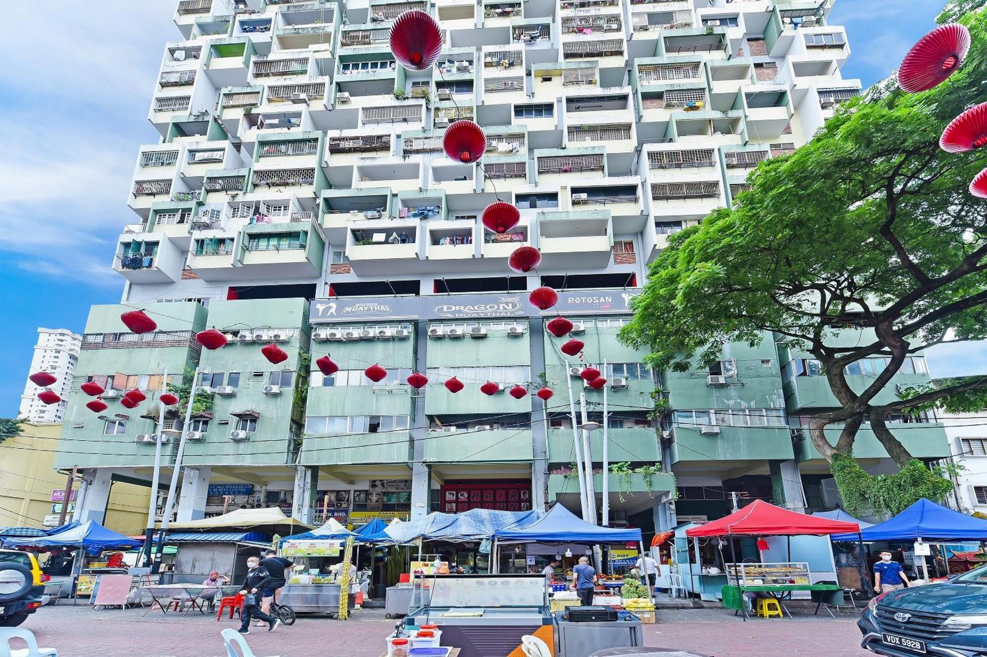 Oyo 90138 Hotel Elwarda Klcity Kuala Lumpur Exterior photo